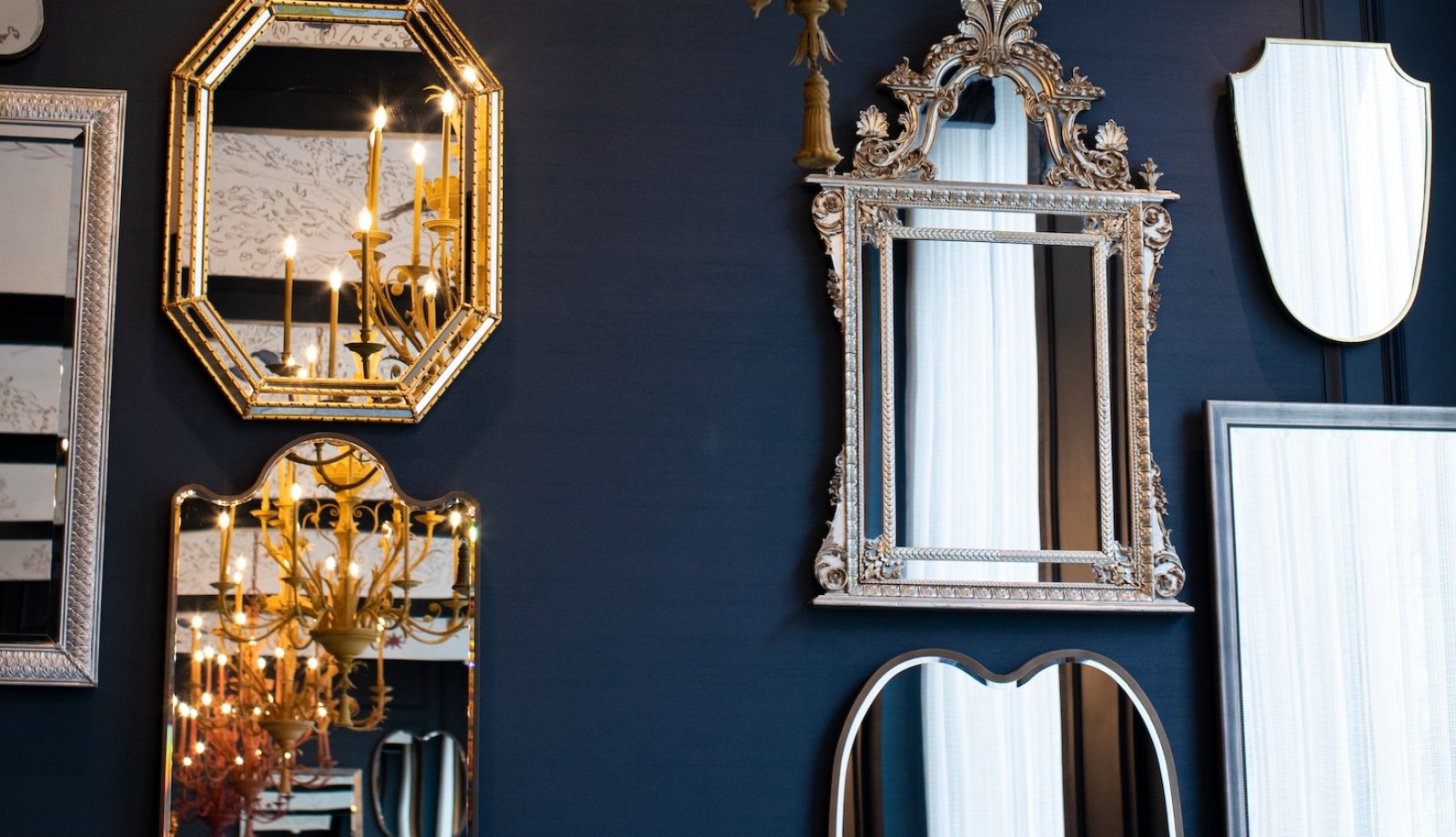 The interior of Park Room venue at Park Lane New York.